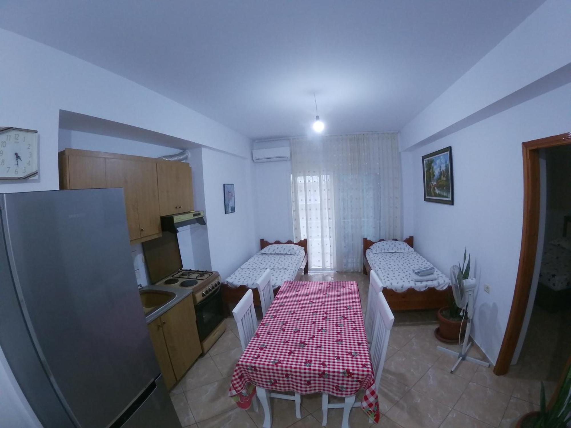 Tulipani Apartments Near Port Sarande Exterior photo